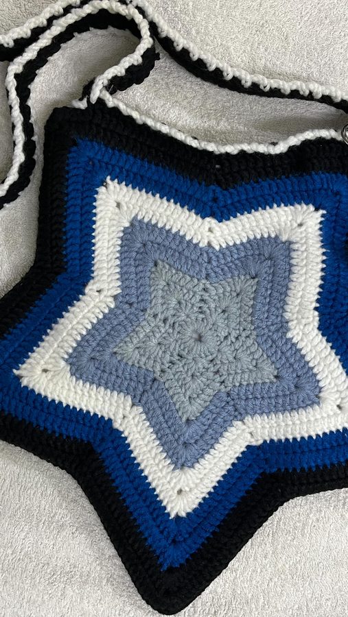 Crochet star bag